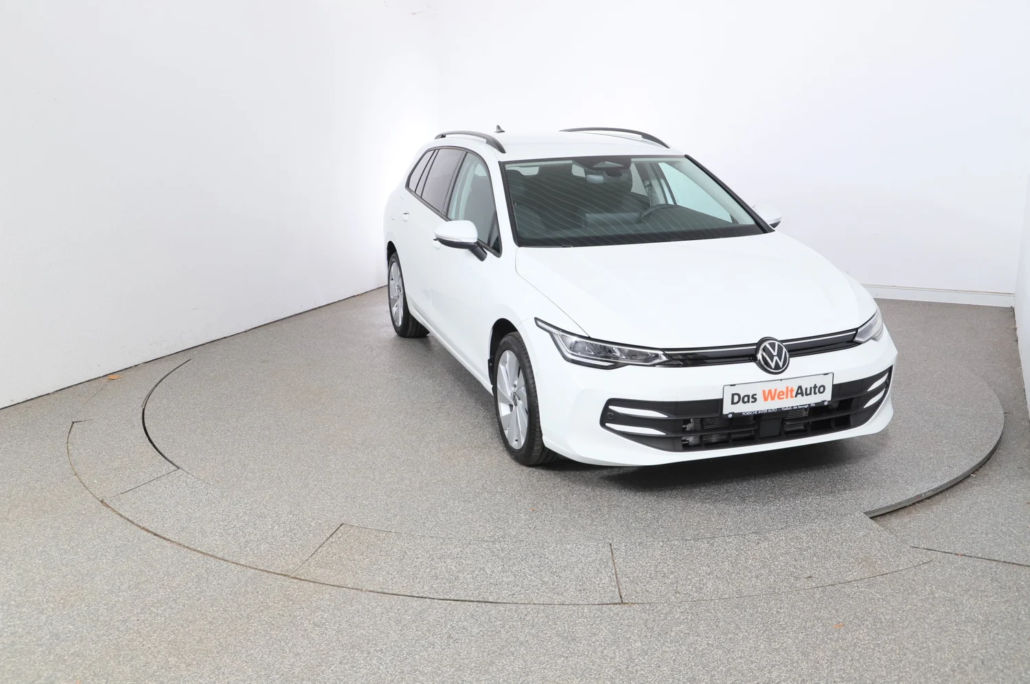 Bild eines VW Golf Variant Business TDI