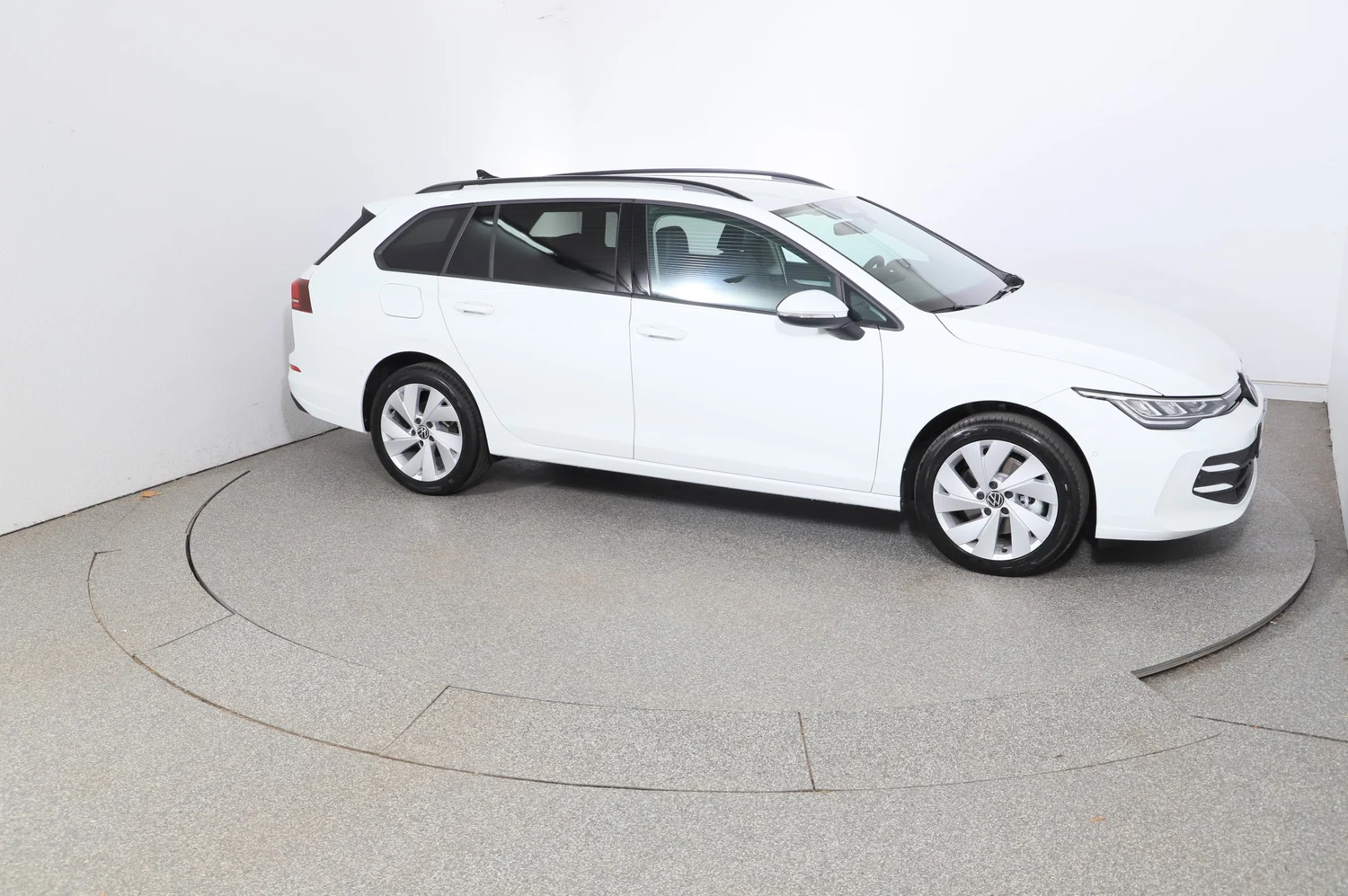 Bild eines VW Golf Variant Business TDI