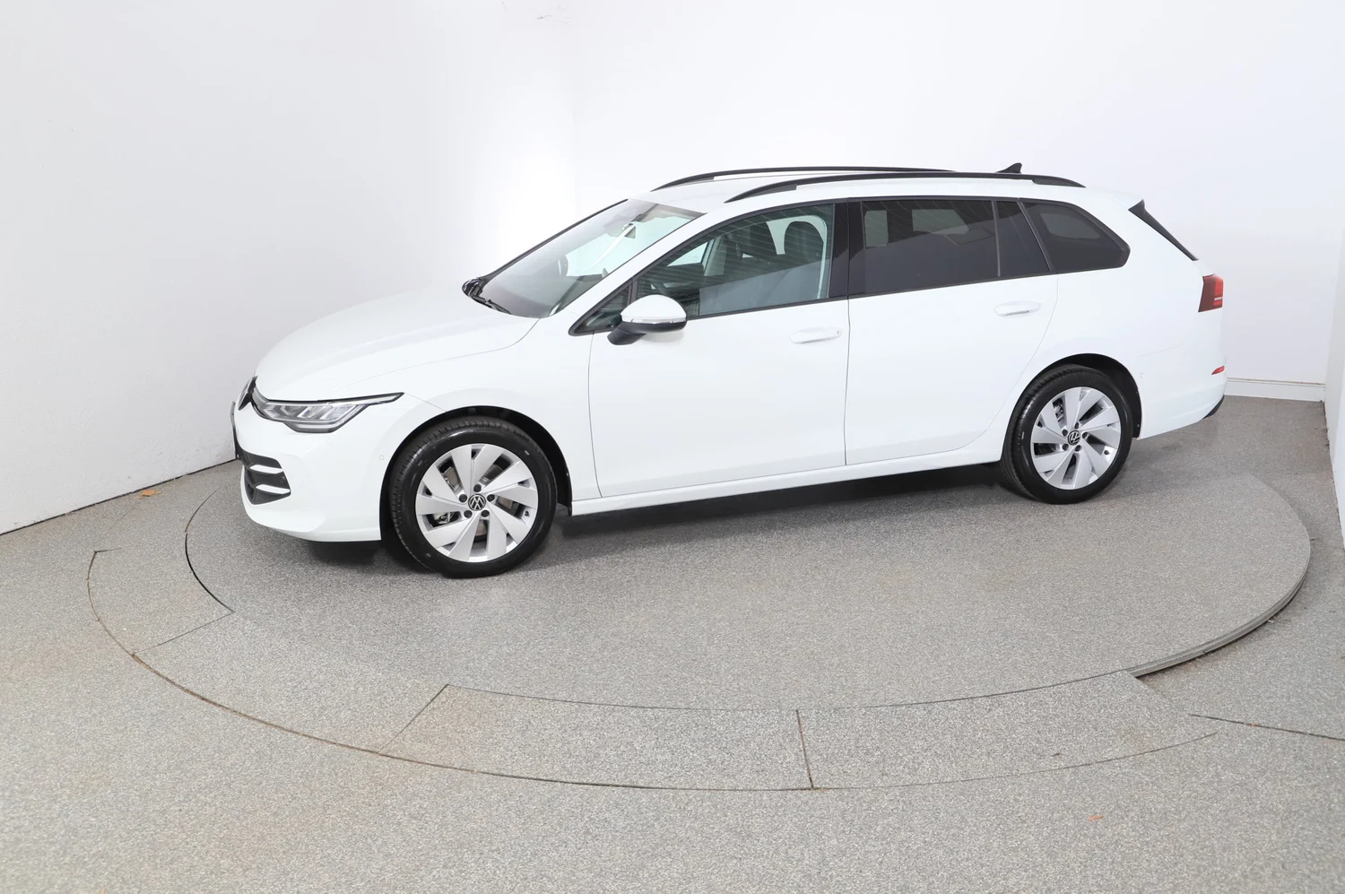 Bild eines VW Golf Variant Business TDI
