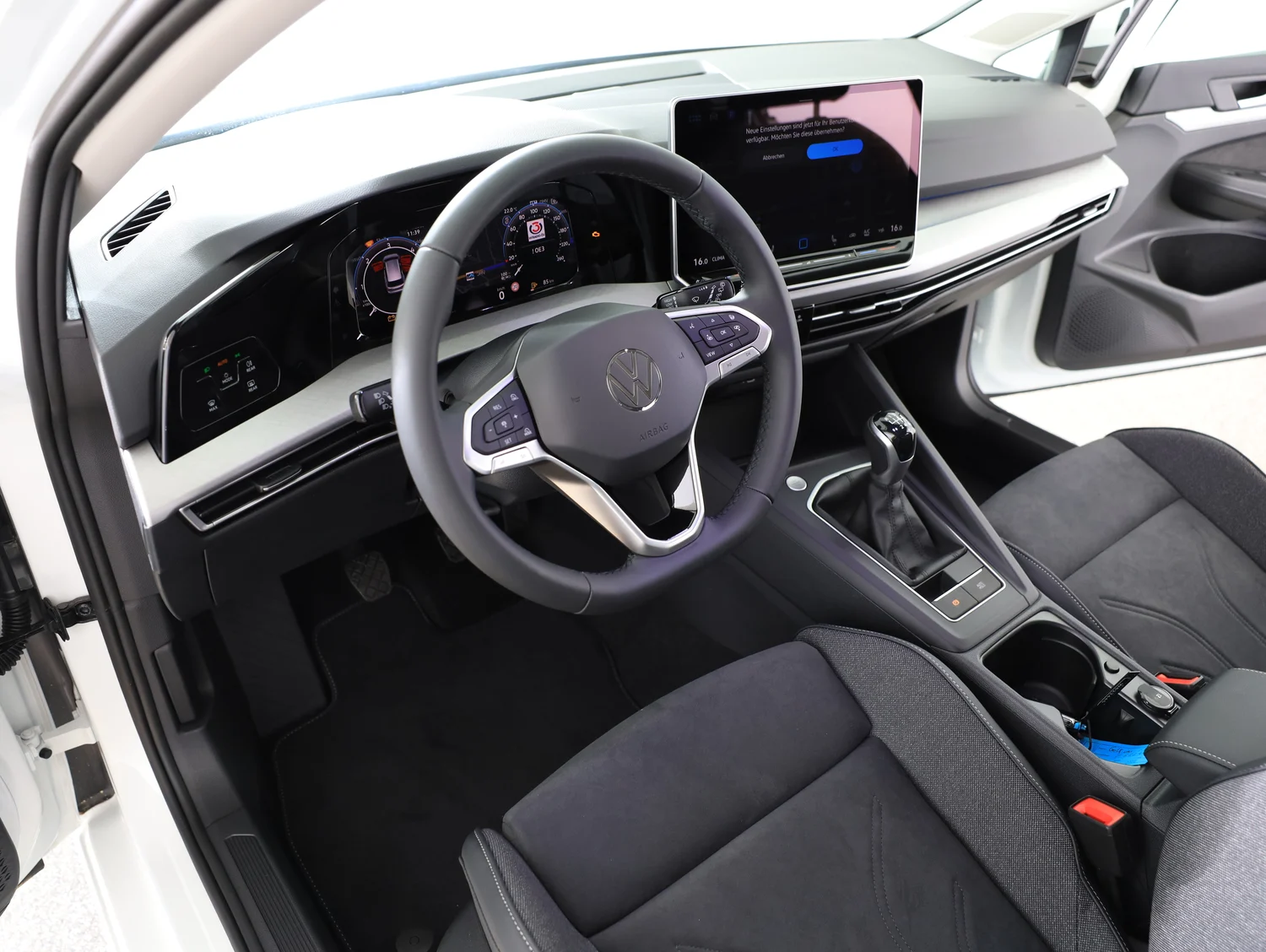 Bild eines VW Golf Variant Business TDI