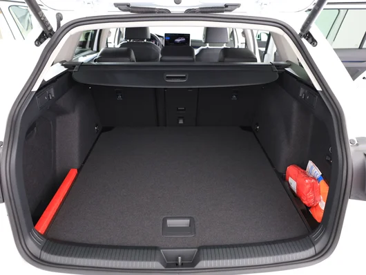 Bild eines VW Golf Variant Business TDI