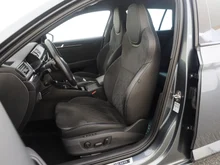 Škoda Superb Combi SportLine TDI DSG in Quarz-Grau Metallic