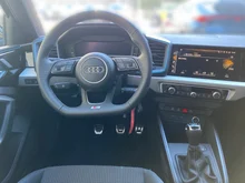 Thumbnail-Foto von Fahrzeug