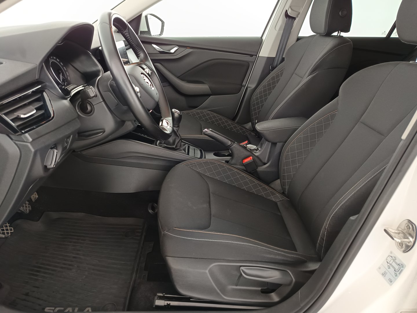 Škoda SCALA Ambition TSI ACT | Bild 13 von 33