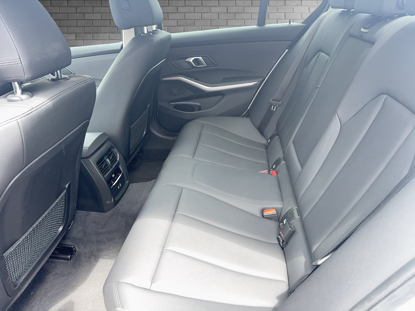 BMW 316d 48 V Aut. | Bild 18 von 22