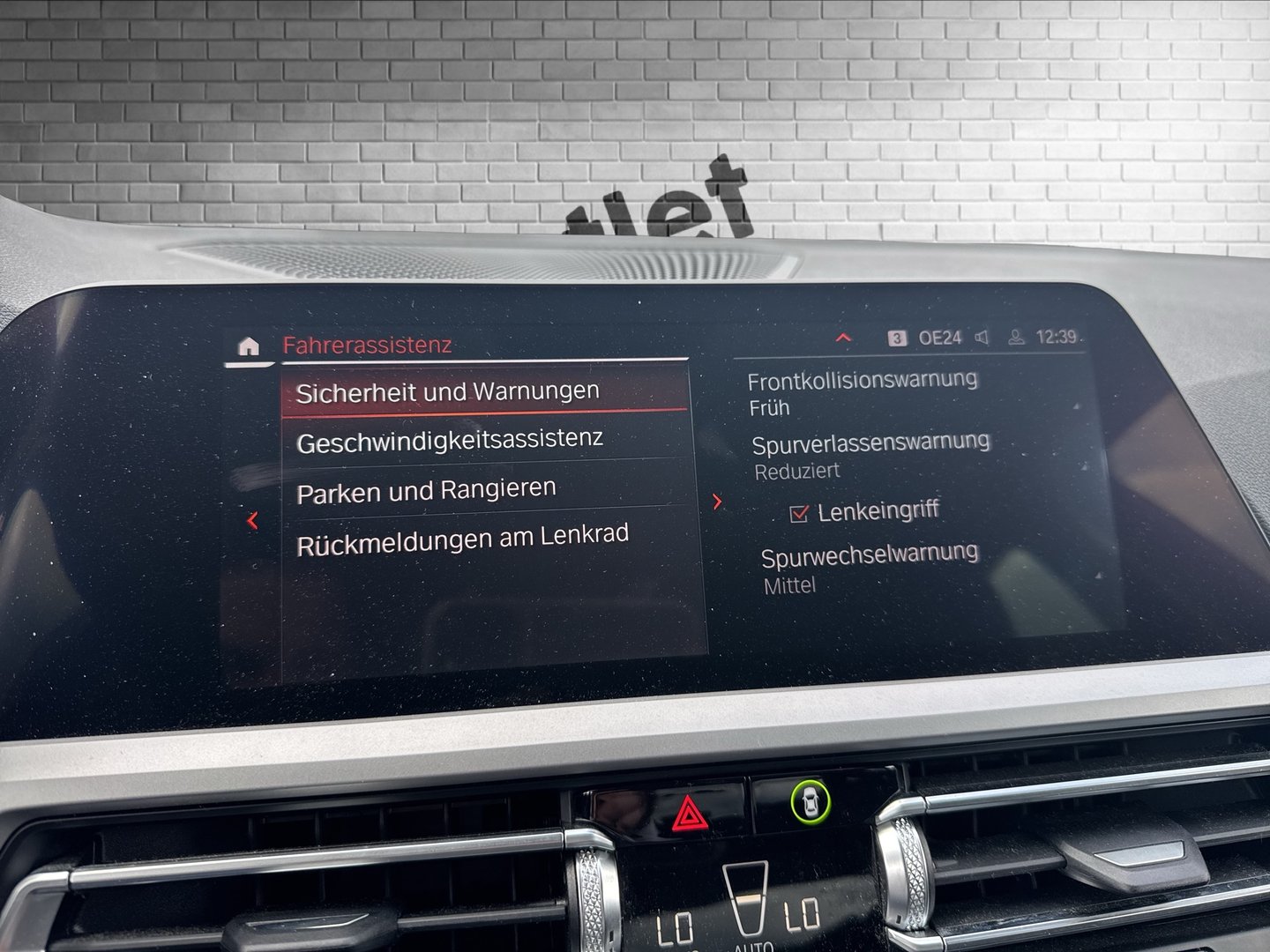BMW 316d 48 V Aut. | Bild 16 von 22