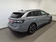 VW ID.7 Tourer Pro 210 kW Business - 77 kWh in Mondsteingrau