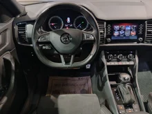 Škoda Kodiaq 4x4 SportLine TDI SCR DSG in Black-Magic Perleffekt