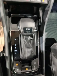 Škoda Kodiaq 4x4 SportLine TDI SCR DSG in Black-Magic Perleffekt