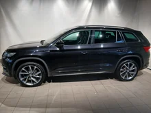 Škoda Kodiaq 4x4 SportLine TDI SCR DSG in Black-Magic Perleffekt