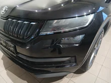 Škoda Kodiaq 4x4 SportLine TDI SCR DSG in Black-Magic Perleffekt