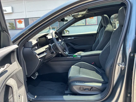 Bild eines Škoda Superb Combi Sportline TSI mHEV DSG