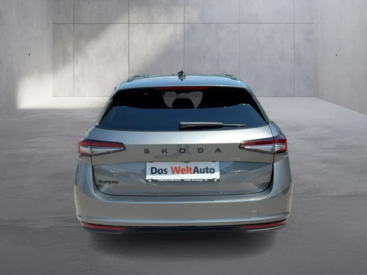Bild eines Škoda Superb Combi Sportline TSI mHEV DSG