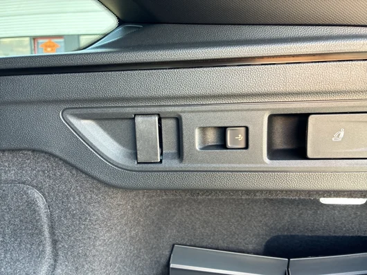 Bild eines Škoda Superb Combi Sportline TSI mHEV DSG