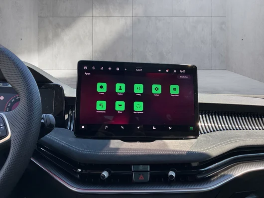 Bild eines Škoda Superb Combi Sportline TSI mHEV DSG