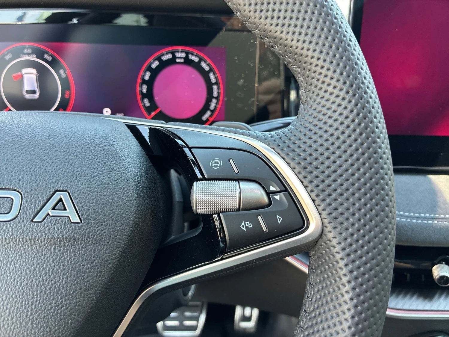 Bild eines Škoda Superb Combi Sportline TSI mHEV DSG