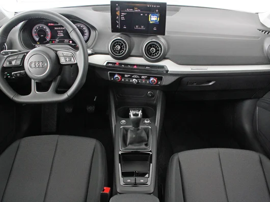 Bild eines Q2 35 TFSI admired