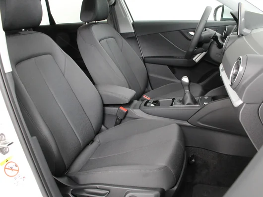 Bild eines Q2 35 TFSI admired