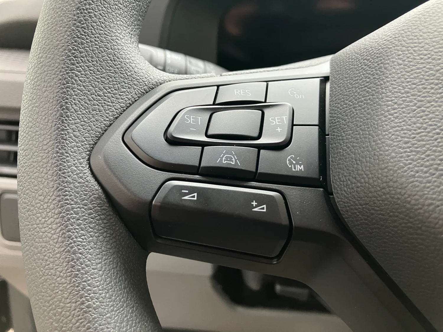 Bild eines VW Transporter Kastenwagen LR TDI