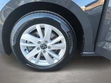 VW Touran Friends TDI in URANOGRAU