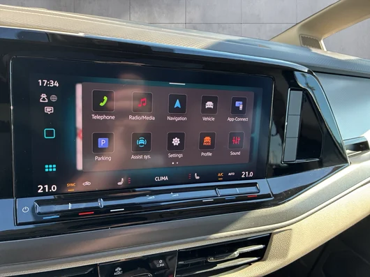 Bild eines VW Multivan Business ÜH TDI