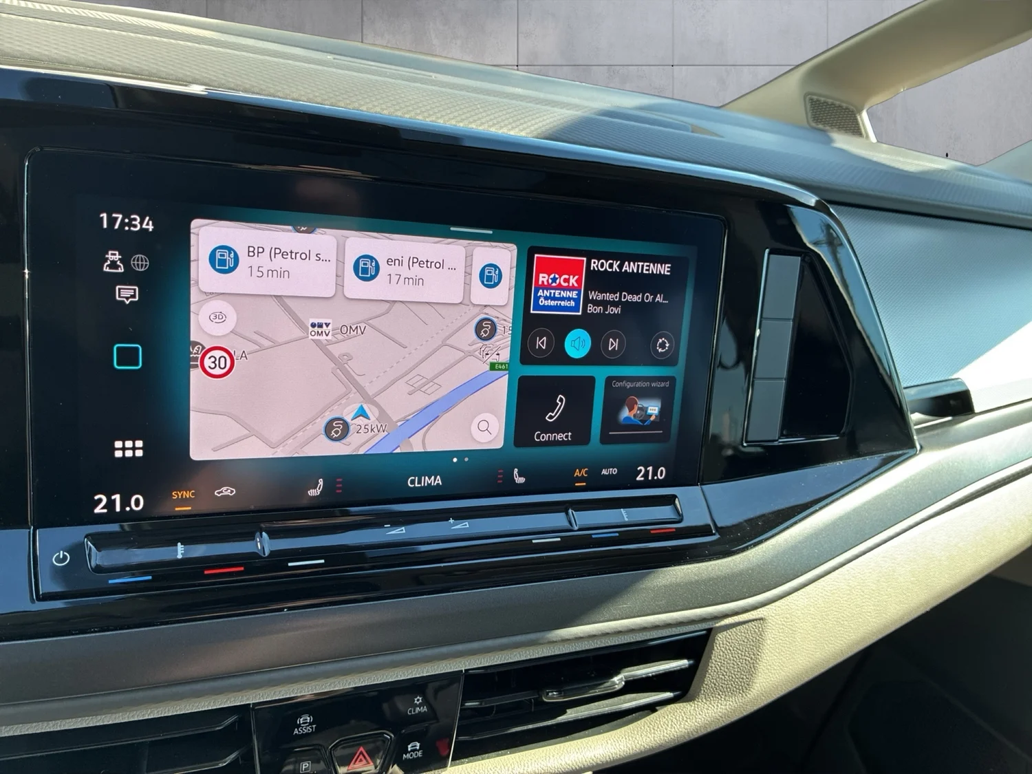 Bild eines VW Multivan Business ÜH TDI