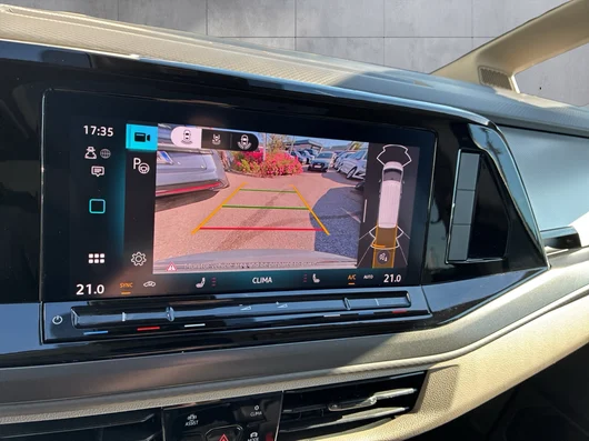 Bild eines VW Multivan Business ÜH TDI