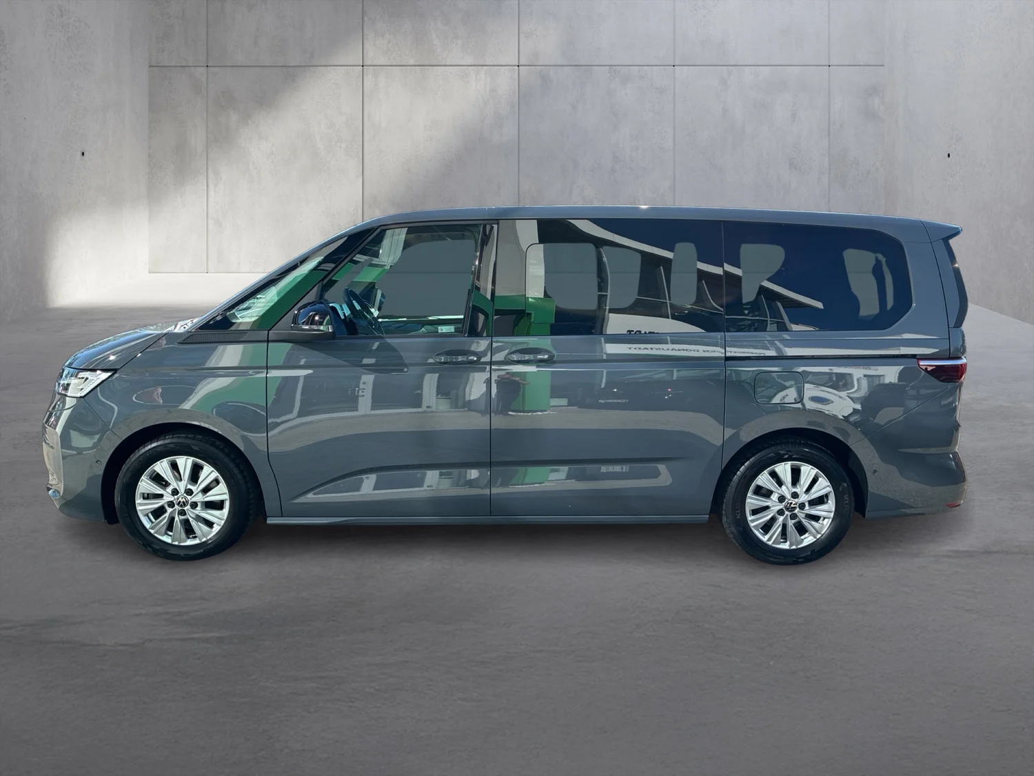 Bild eines VW Multivan Business ÜH TDI