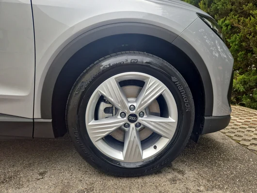 Bild eines Audi Q4 Sportback 45 e-tron