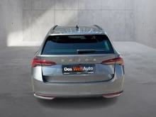 Škoda Octavia Combi Selection TDI DSG in Graphit-Grau Metallic