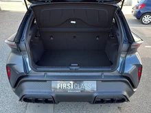 CUPRA Raval PLUS 37 kWh 99 kW/135 PS in Magnet-Grau Metallic