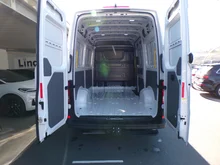 VW Crafter 35 Kastenwagen L3H3 TDI in candyweiß