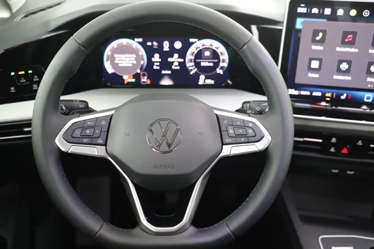 Bild eines Golf Rabbit mHEV DSG