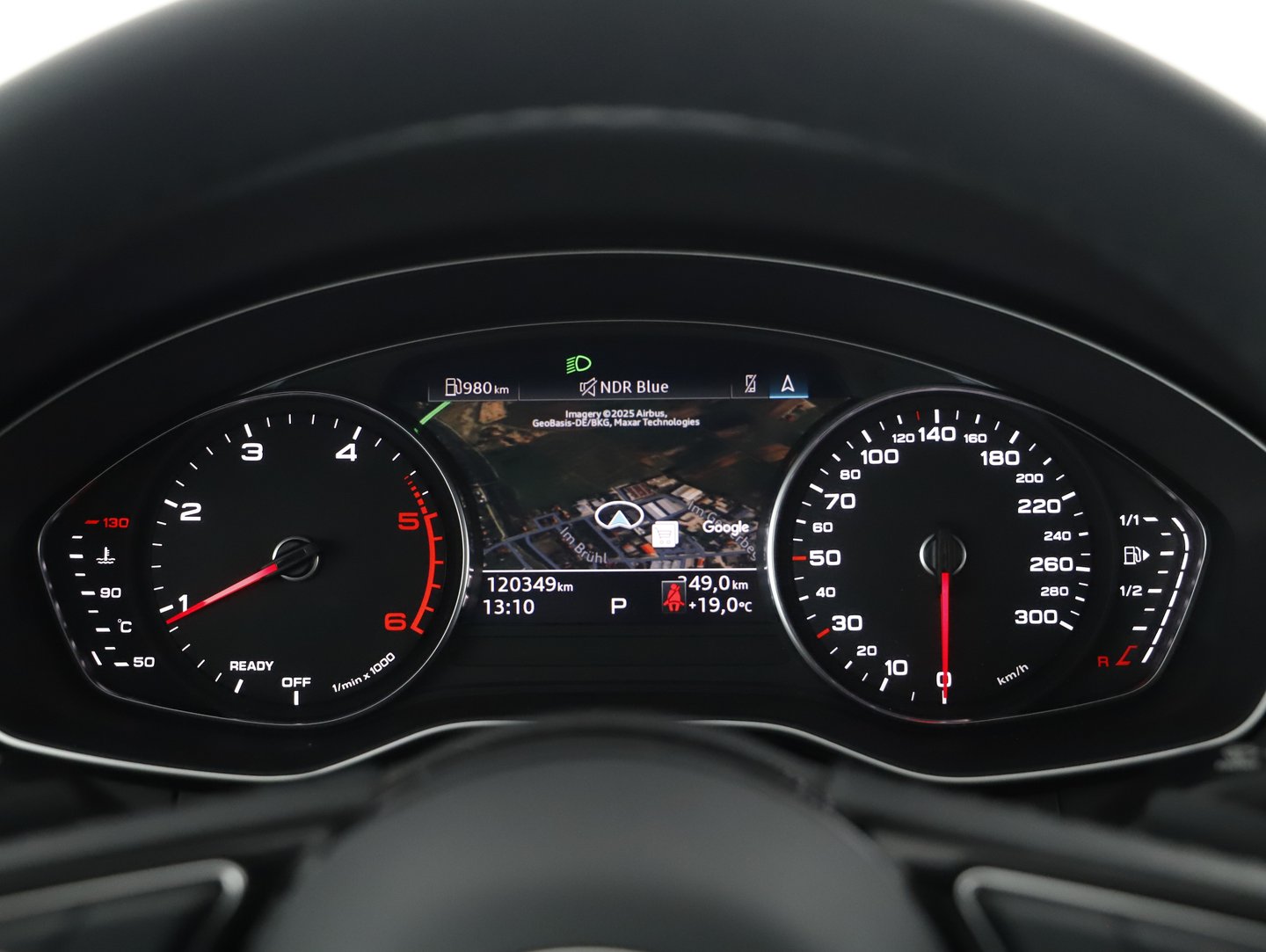 Audi A4 Avant 35 TDI | Bild 7 von 16