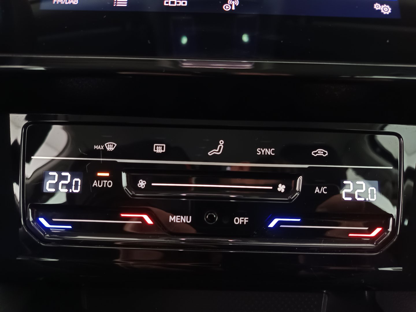 VW Passat Variant Business TDI DSG | Bild 26 von 33