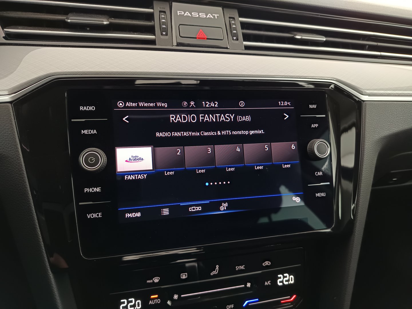 VW Passat Variant Business TDI DSG | Bild 18 von 33