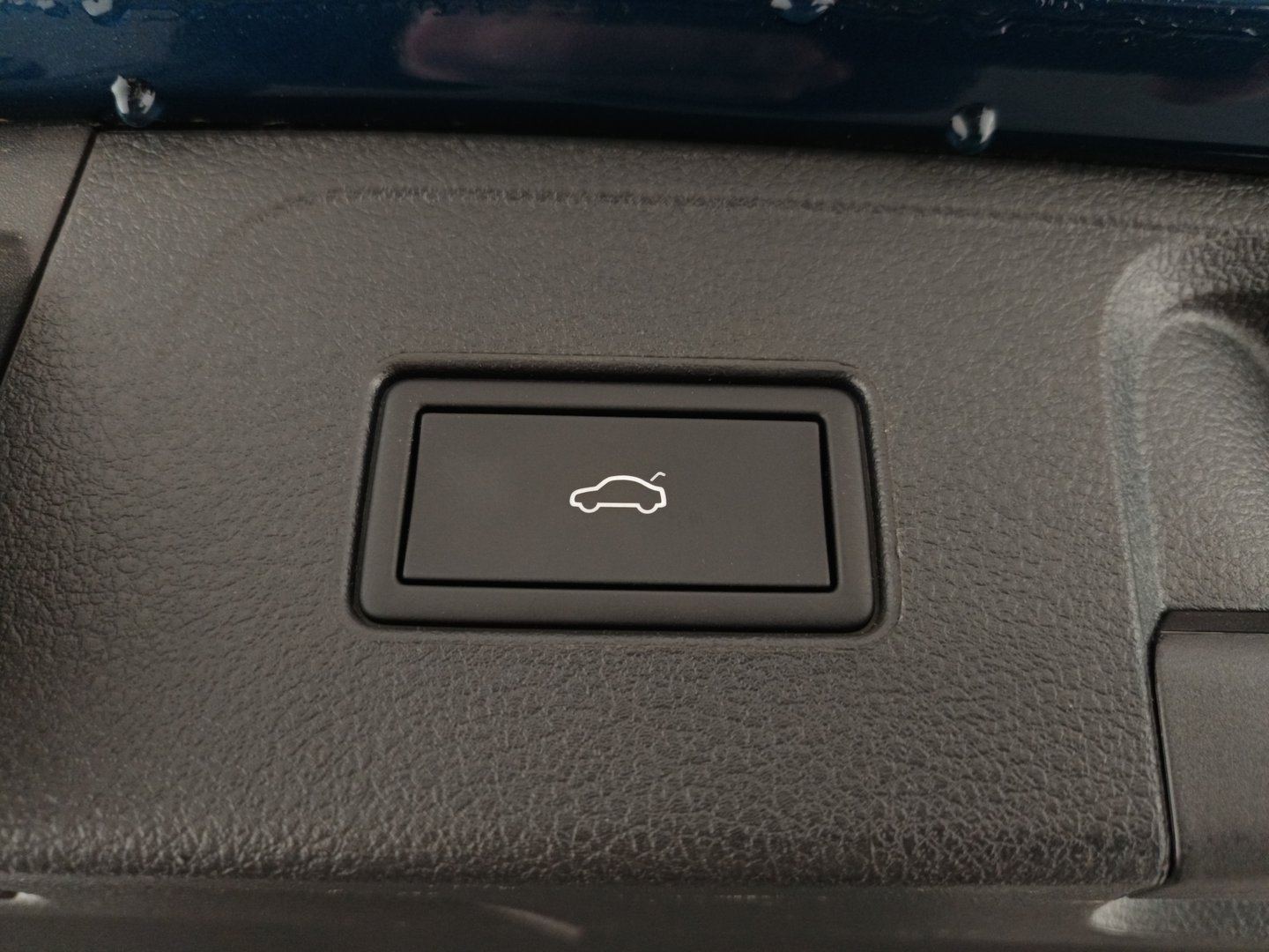 VW Passat Variant Business TDI DSG | Bild 30 von 33