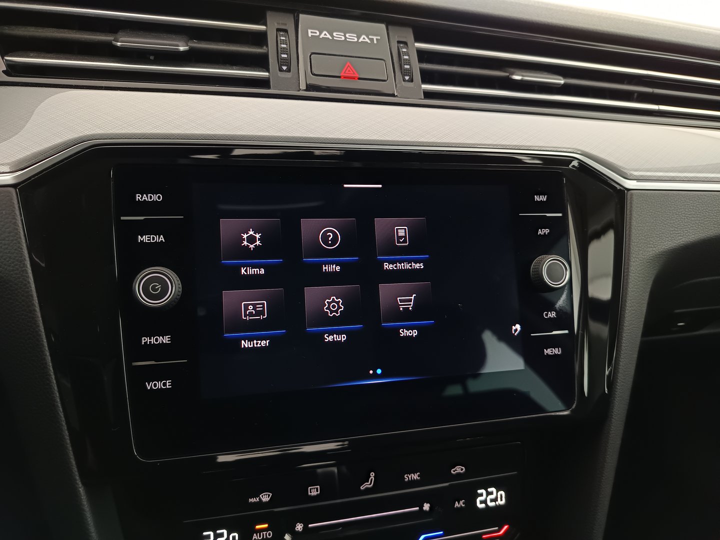VW Passat Variant Business TDI DSG | Bild 24 von 33