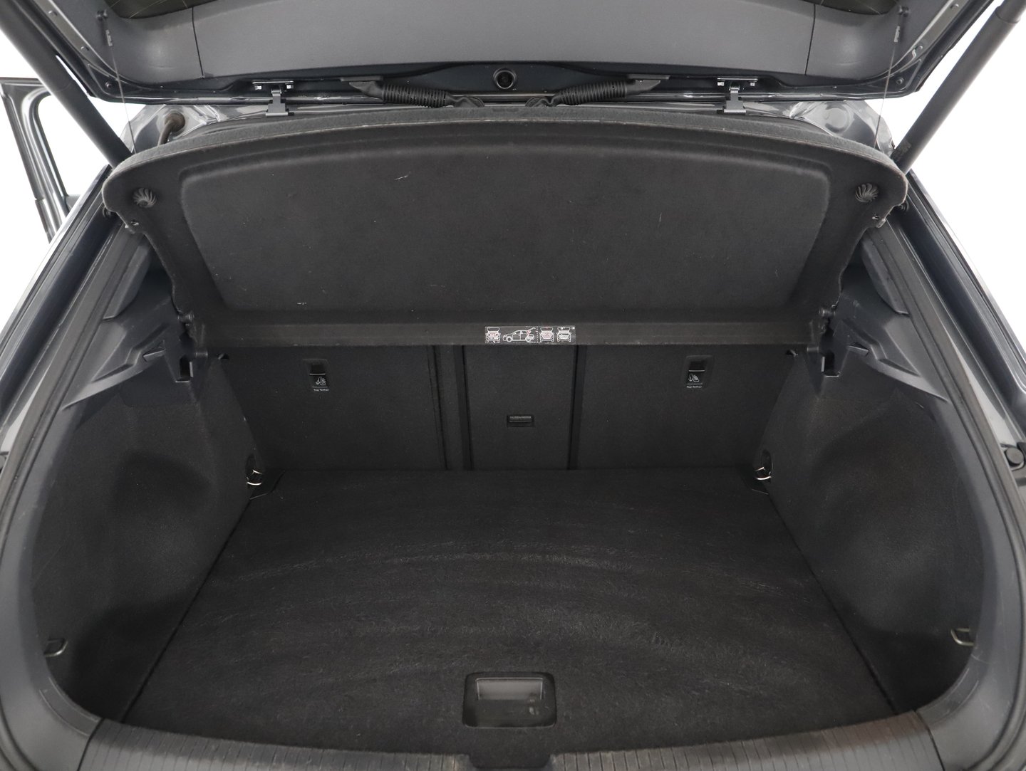 VW T-Roc Sport TSI ACT | Bild 13 von 14
