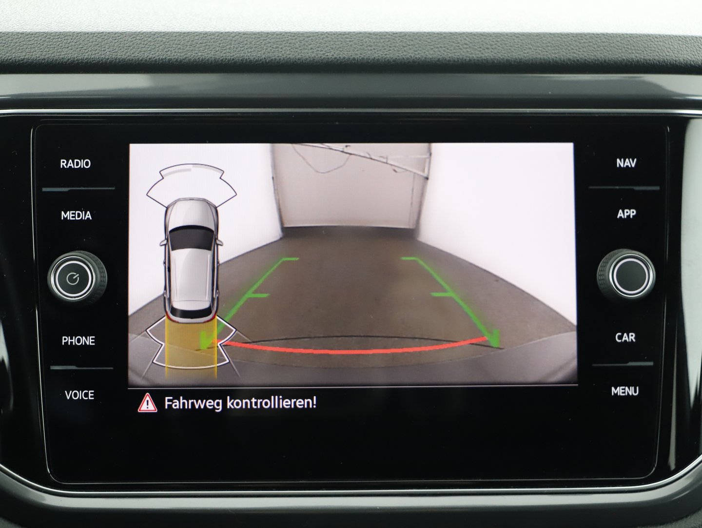 VW T-Roc Sport TSI ACT | Bild 12 von 14