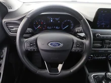 Ford Focus Traveller 1,0 EcoBoost Active Business in Magnetic-Grau