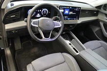 VW Passat Variant Business TDI DSG in GRENADILLSCHWARZ METALLIC