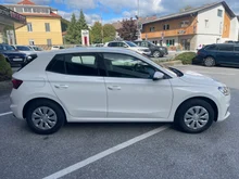 Škoda Fabia Essence in Alaska-Weiß