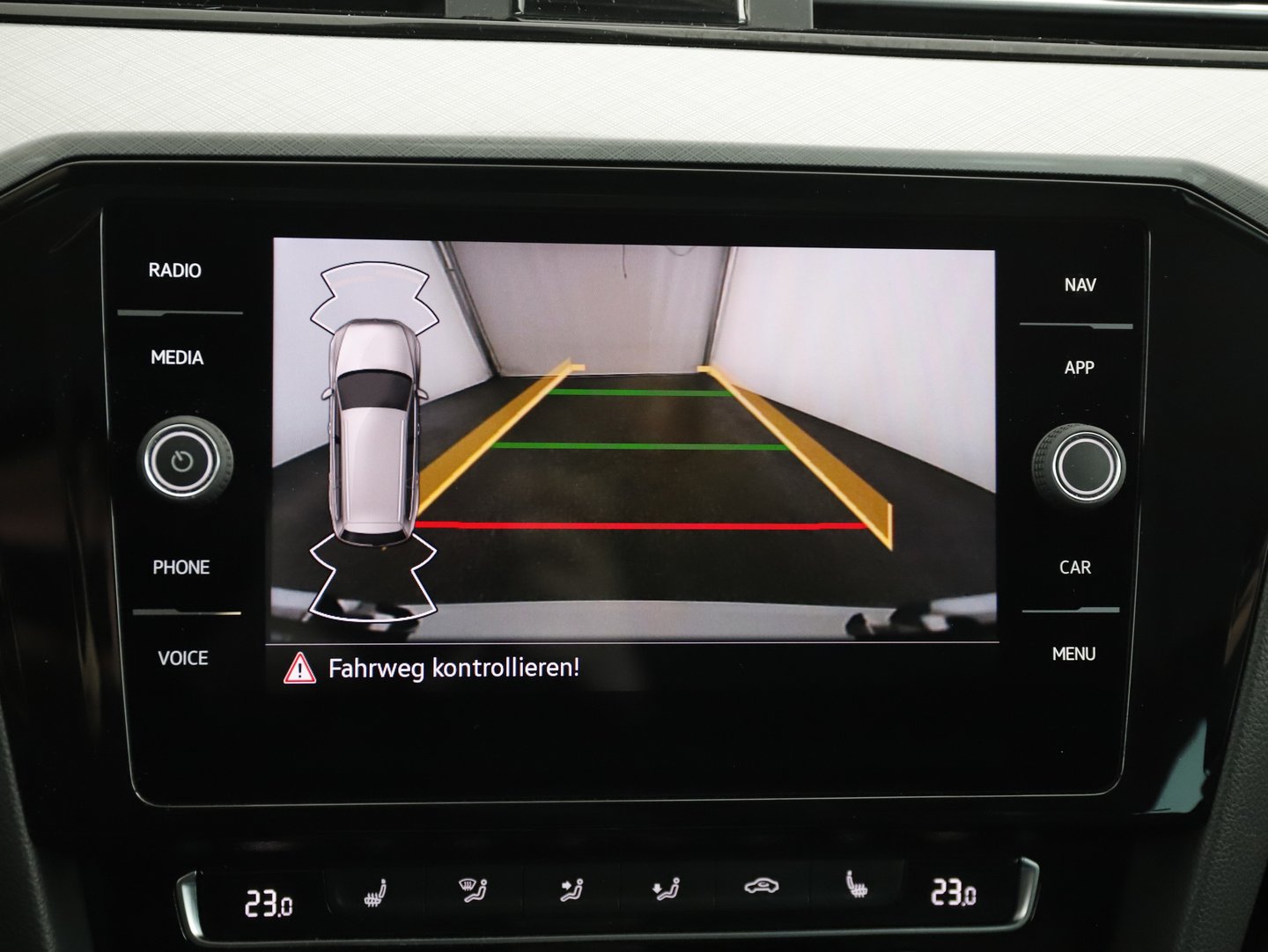 VW Passat Variant Business TSI | Bild 11 von 20