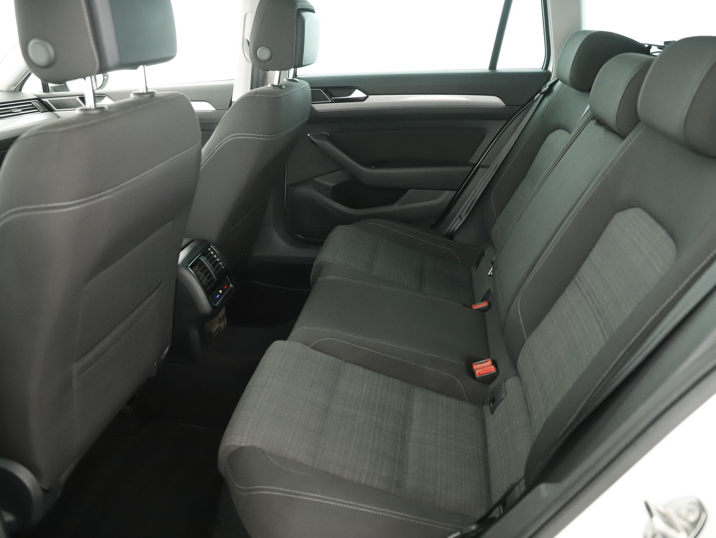 VW Passat Variant Business TSI | Bild 4 von 20