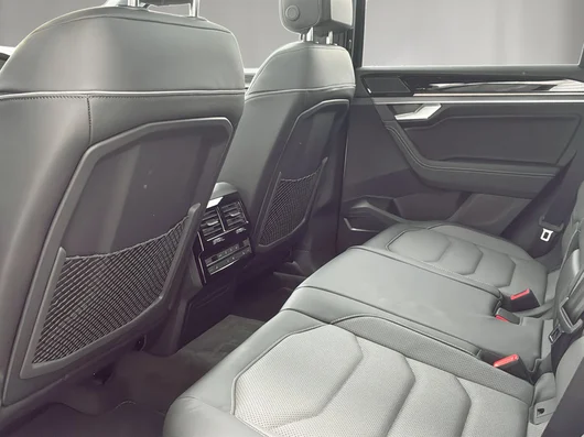 Bild eines VW Touareg R-Line TDI 4MOTION