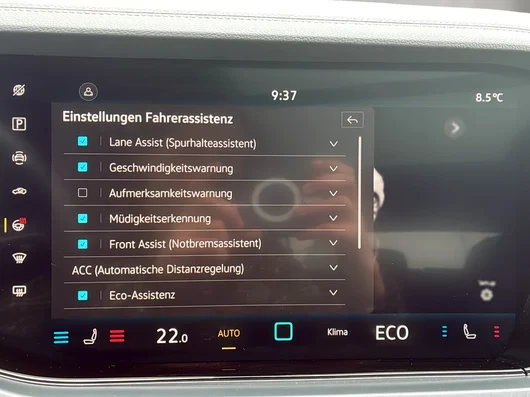 Bild eines VW Touareg R-Line TDI 4MOTION