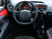 Citroën C1 Feel in rot