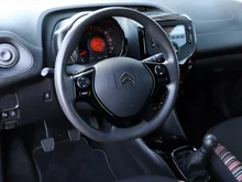 Citroën C1 Feel in rot