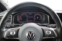 VW Polo Highline TSI OPF in schwarz - metallic-perleffektno
